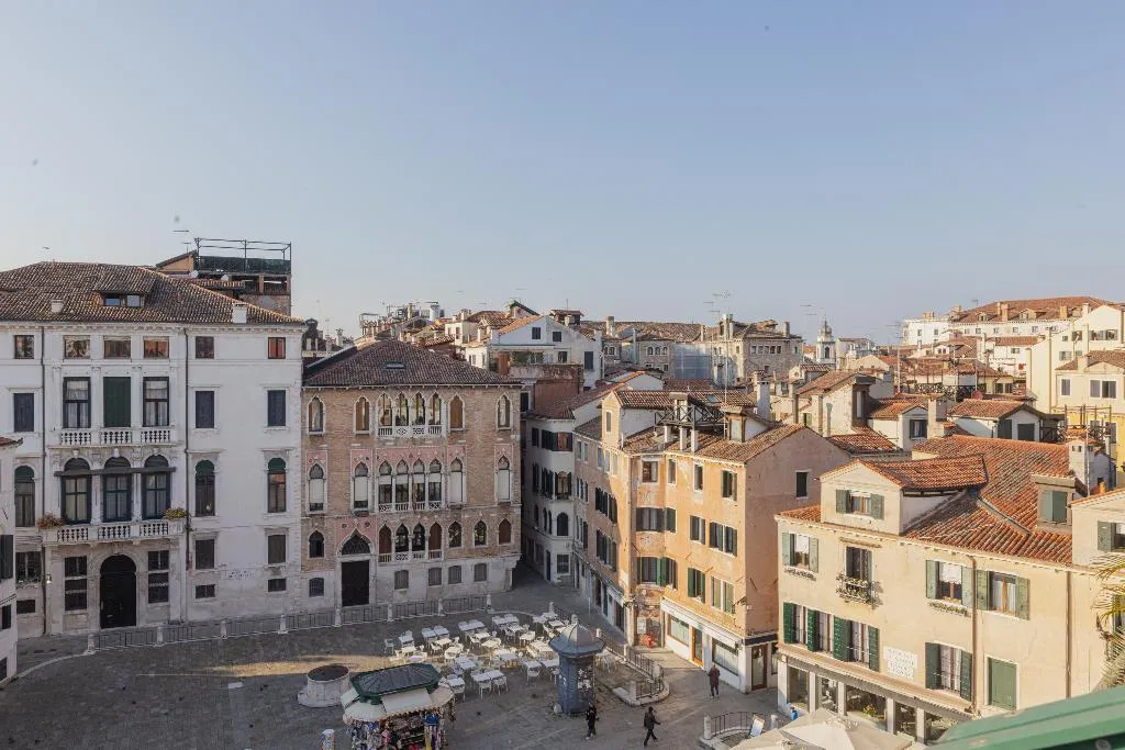 APARTMENT SUPERIOR WITH TERRACE Room, Palazzo Paruta, Venice