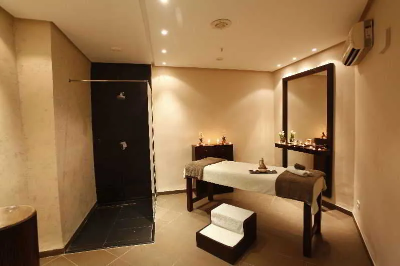 Sports and Entertainment, Regency Tunis Hotel, Tunisia