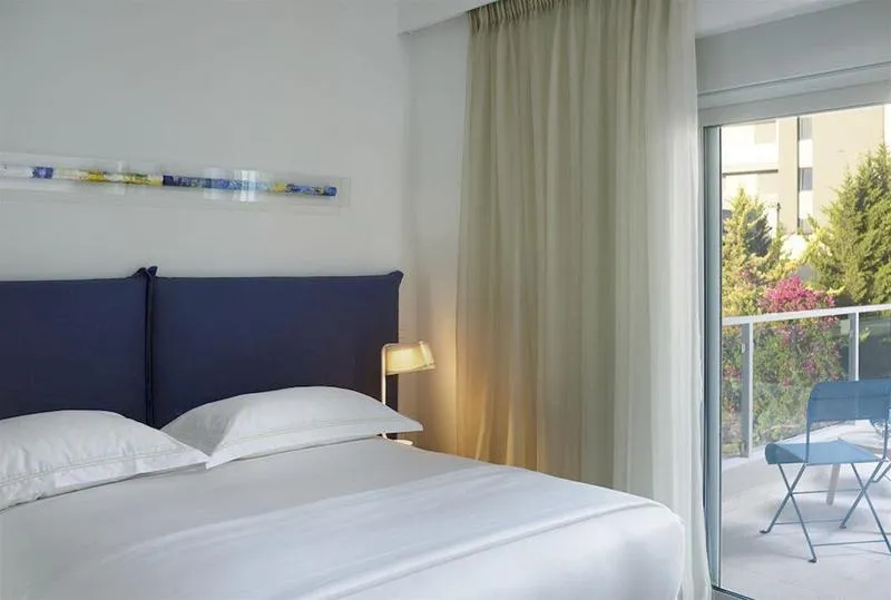 Room, Scale Suites, Athens