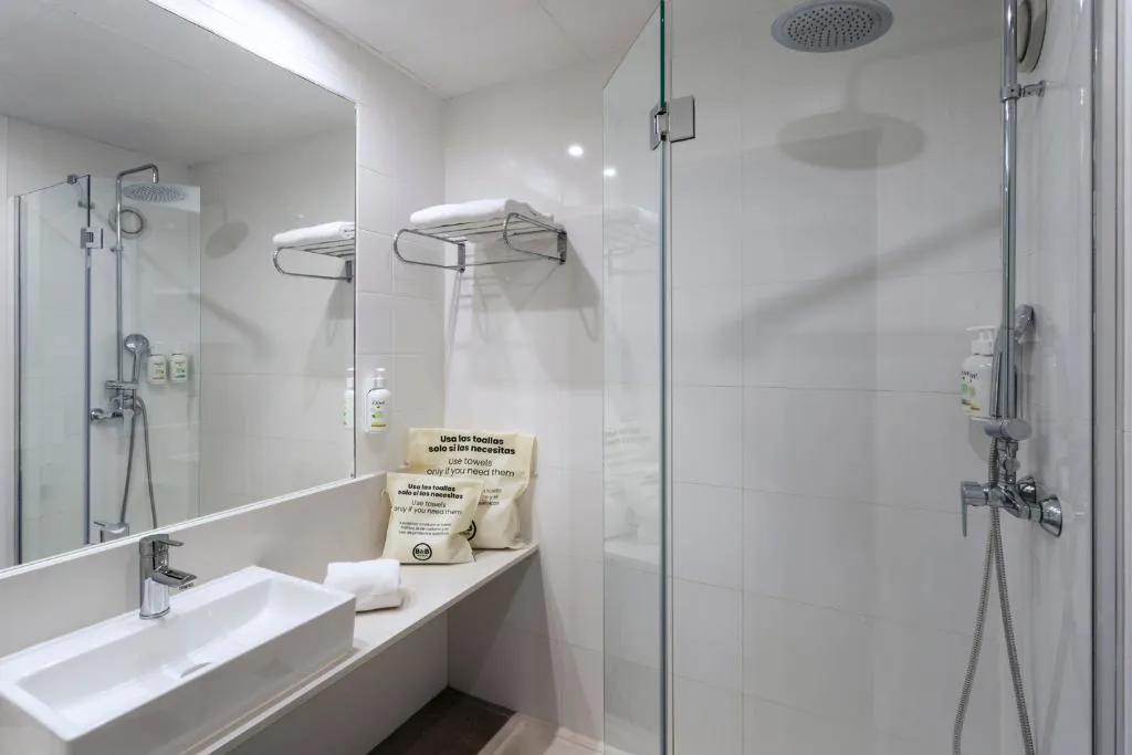 Room, B&B HOTEL Valencia Arena, Valencia