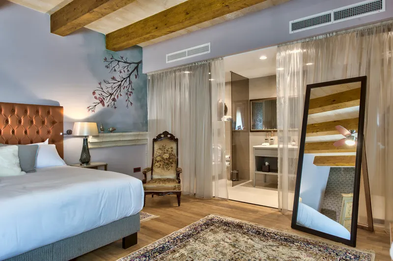 TRIPLE DELUXE Room, Palazzo Consiglia, Malta