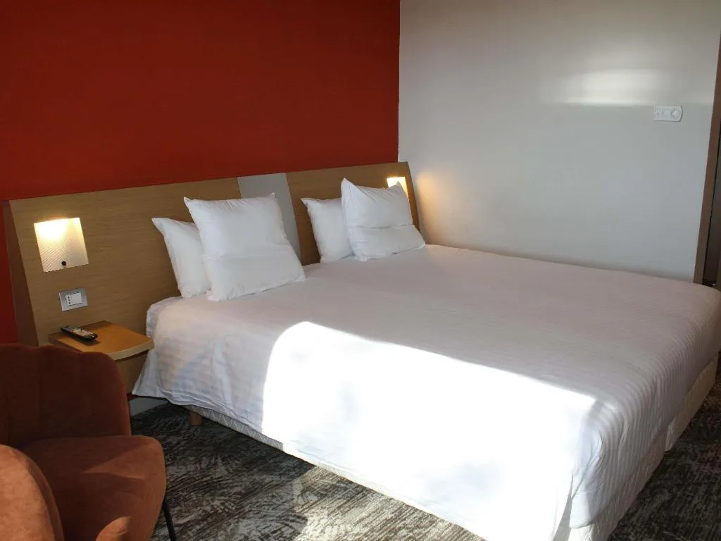 Double or Twin SUPERIOR Room, Novotel Roma Est, Rome