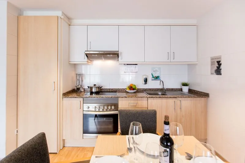 APARTMENT CAPACITY 4 Room, Valenciaflats Ciudad de las Ciencias, Valencia