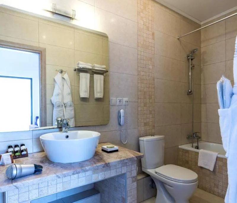 Double or Twin SUPERIOR Room, Greek Pride Cronwell Rahoni, Thessaloniki
