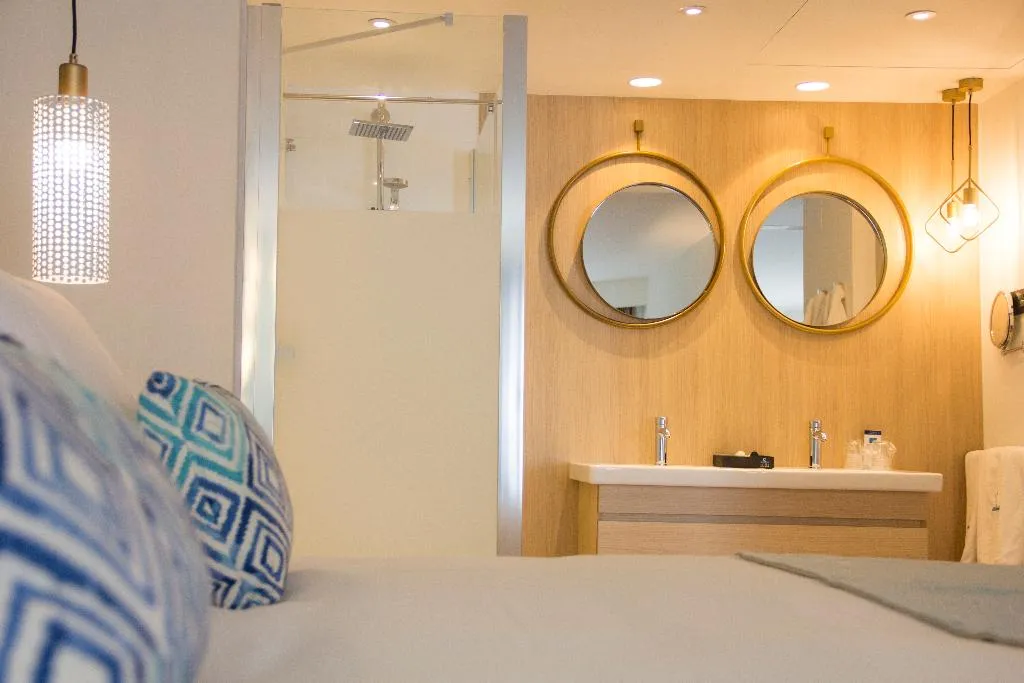 JUNIOR SUITE CONNECTING ROOM Room, Suit d M correct code to use 3695, Costa Blanca