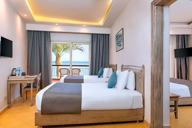 Room, Protels Grand Seas Resort Aqua Park, Red Sea Riviera