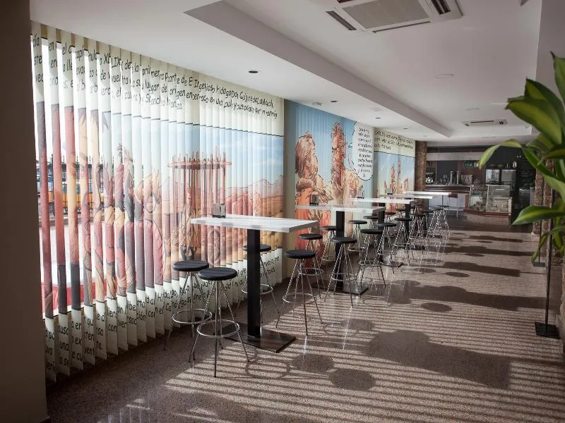 Bar, Hotel Insula Barataria, Madrid