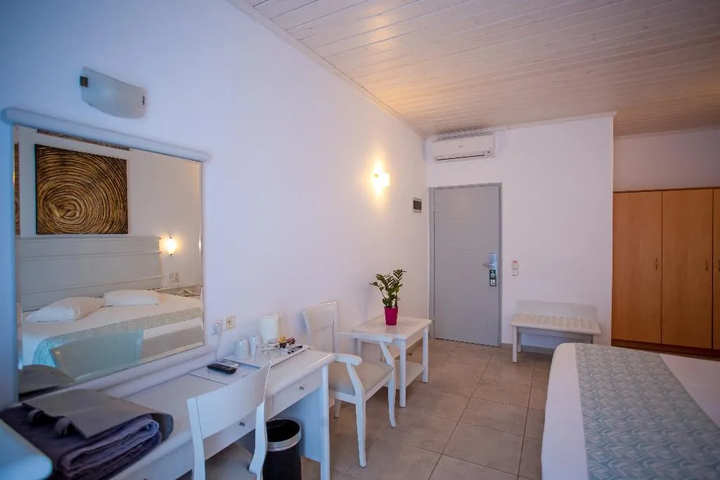 DOUBLE SUPERIOR Room, Yiannaki, Mykonos