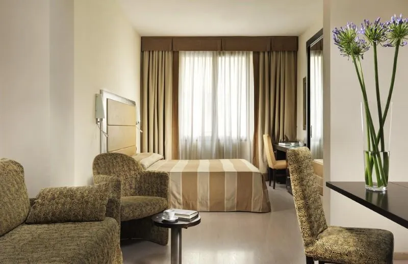 Room, Grand hotel Mediterraneo, Florence