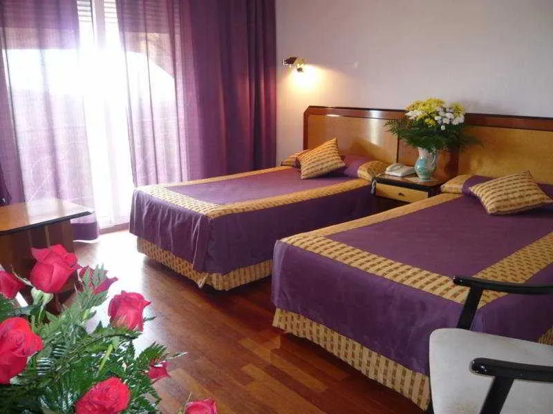 Room, Arcipreste de Hita, Madrid