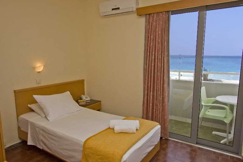 Room, Nafsika, Rhodes