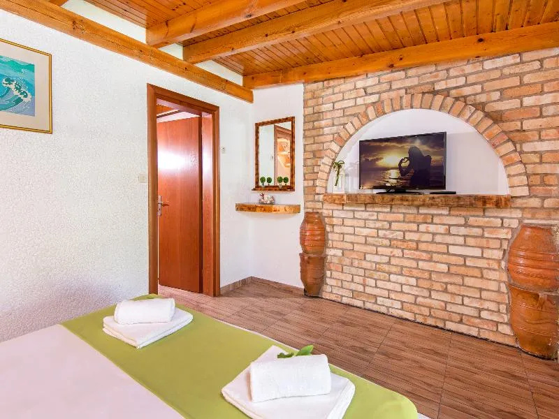 Room, Elefteria Apts, Rhodes