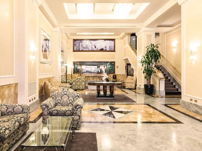 Lobby, Doria Grand Hotel, Milan