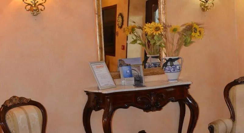 Lobby, Kalos, Catania