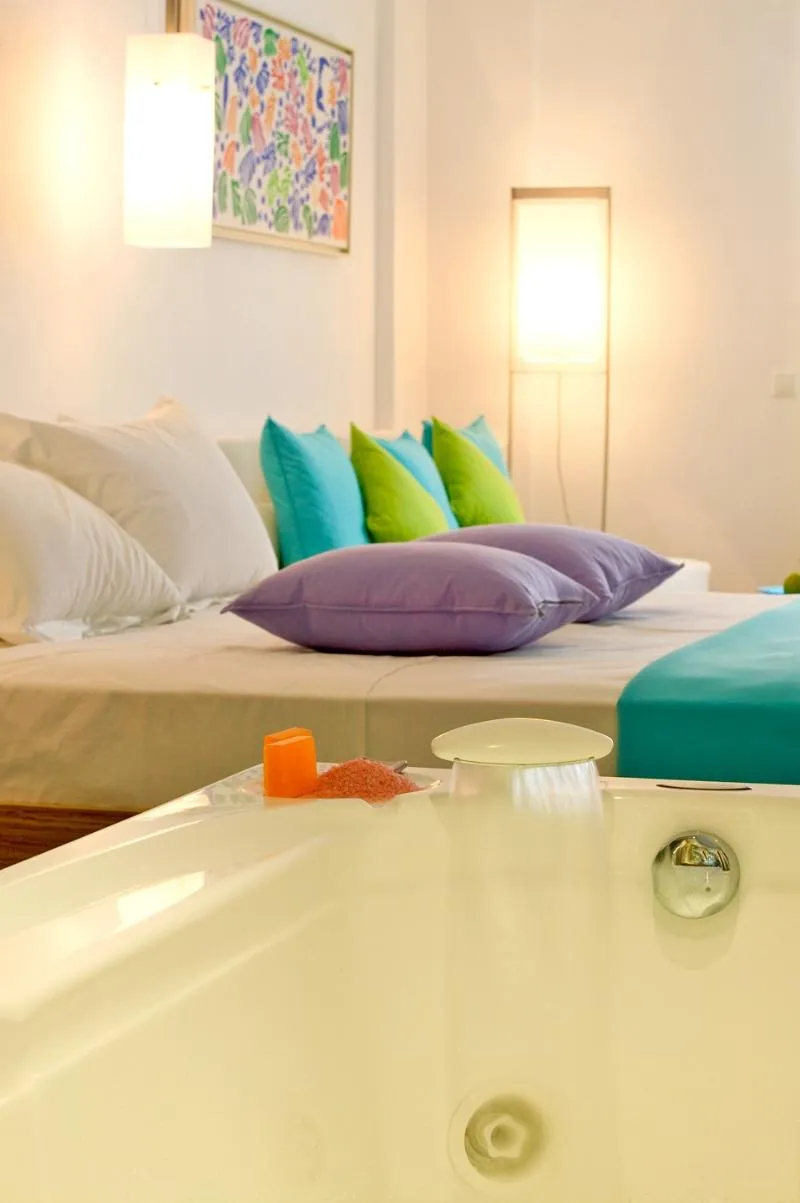 TRIPLE CLASSIC Room, Petasos Beach Resort & Spa, Mykonos