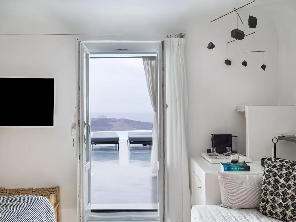 SUITE STANDARD Room, Cosmopolitan Suites, Santorini