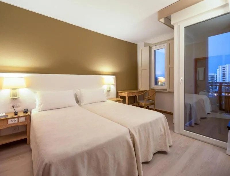 SUITE TWO BEDROOMS ONE BATHROOM Room, Dom Pedro Marina, Algarve