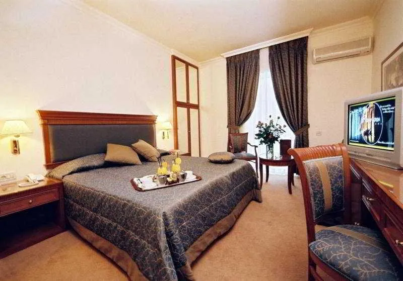 Double or Twin WITH JACUZZI Room, Athens Atrium Hotel & Suites, Athens