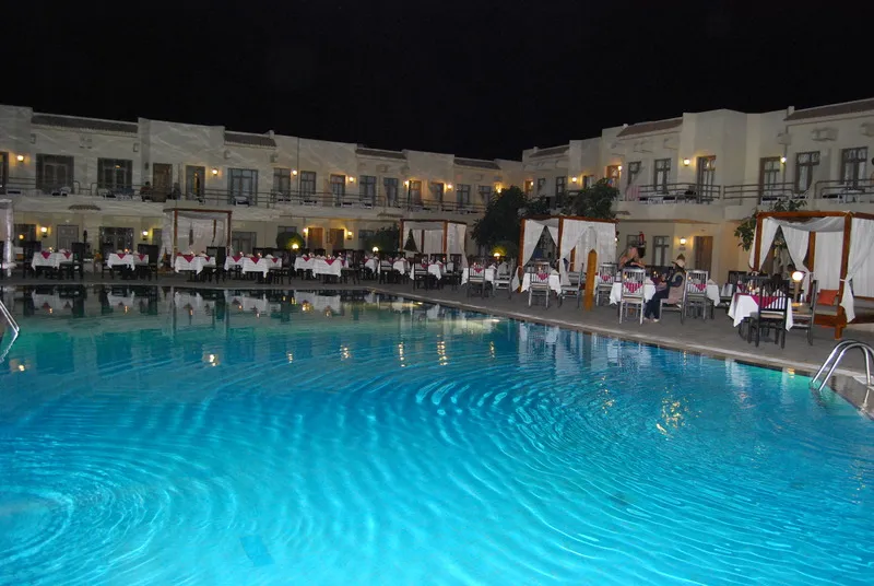 Restaurant, Cataract Layalina Hotel, Red Sea Riviera