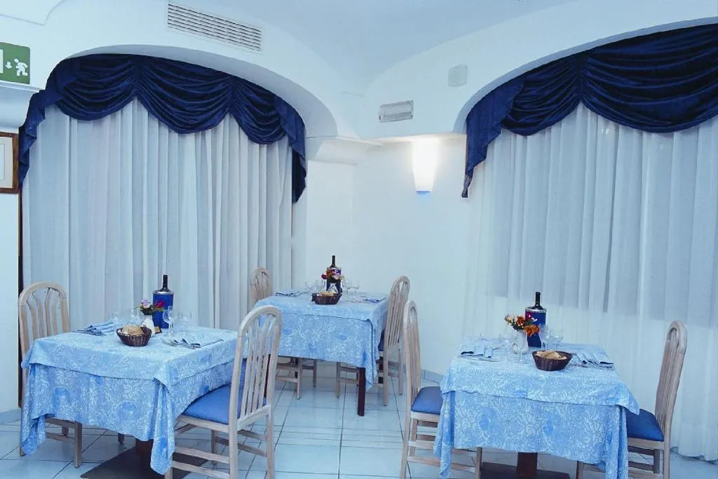 Restaurant, Terme Saint Raphael Hotel, Naples