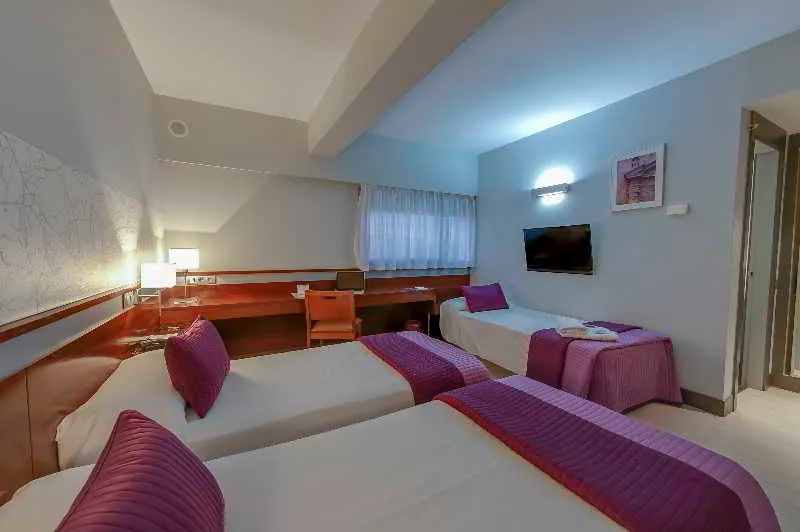 Room, Porcel Torrejon, Madrid