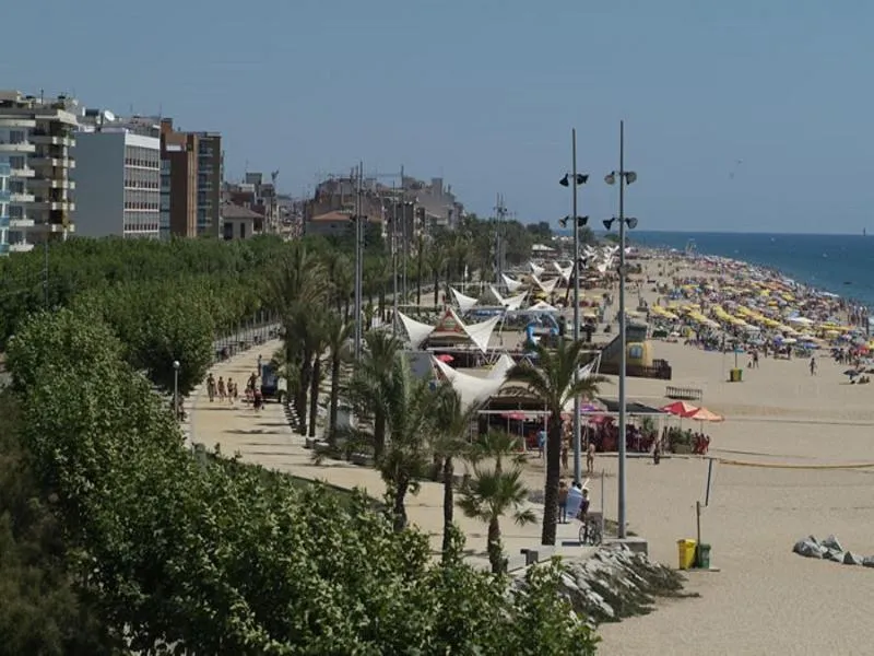 Beach, Apartamentos Neptuno Calella, Costa Brava