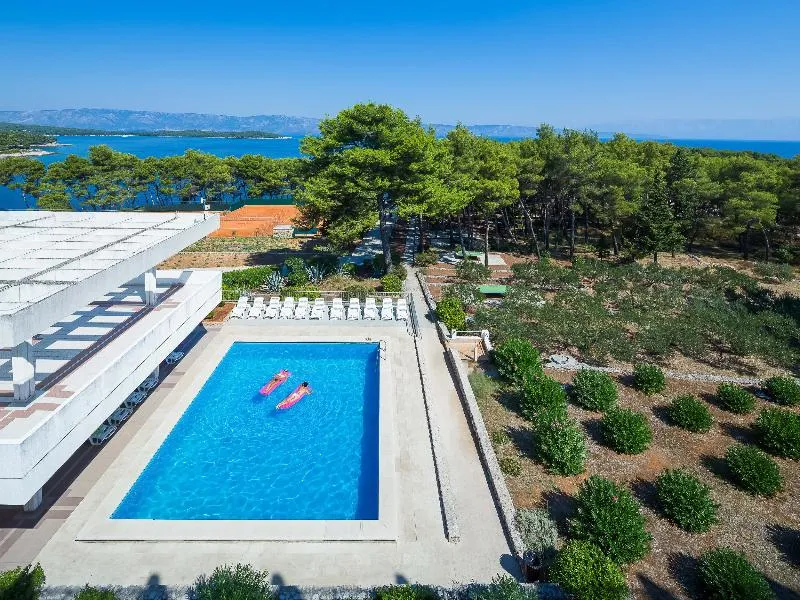 Pool, Hvar, Split