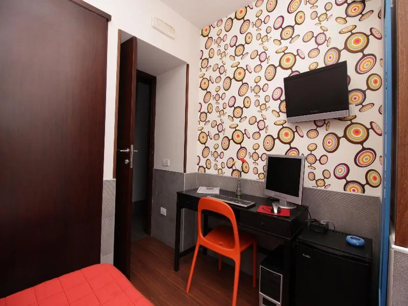 Room, Guest House Civico 16, Naples