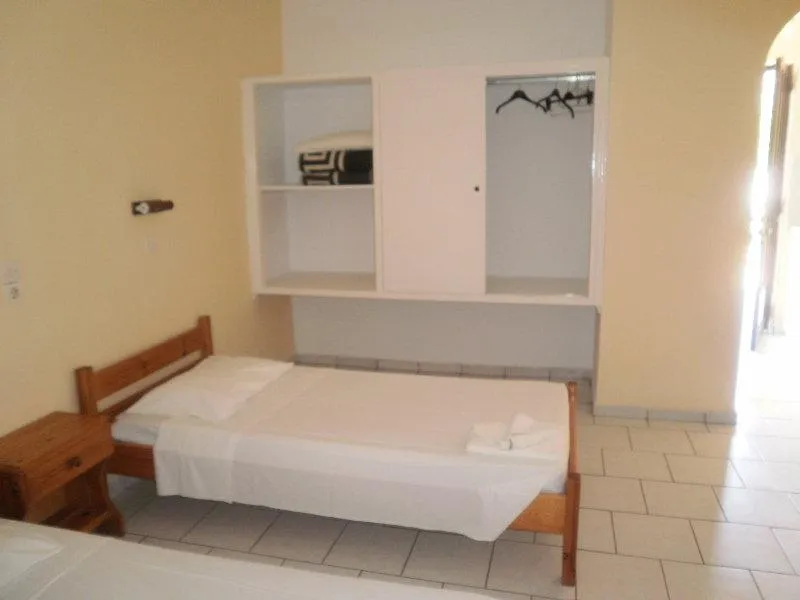 STUDIO GARDEN VIEW Room, Manolis Studios, Kos