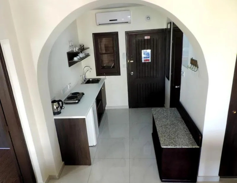 APARTMENT SEA VIEW ONE BEDROOM Room, Latchi Family Resort, Cyprus