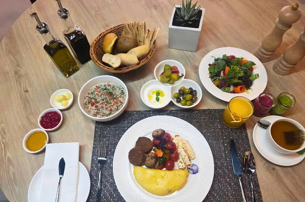 Restaurant, Barceló Residences Dubai Marina, Dubai