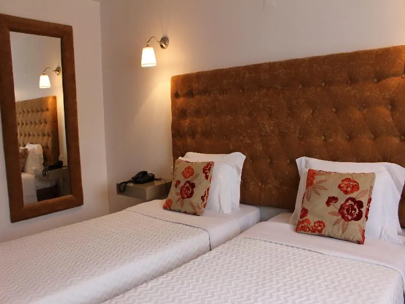 Room, Hotel Residencial Batalha, Porto