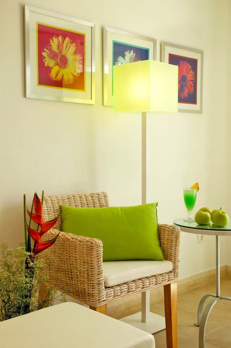 SINGLE CLASSIC Room, Petasos Beach Resort & Spa, Mykonos