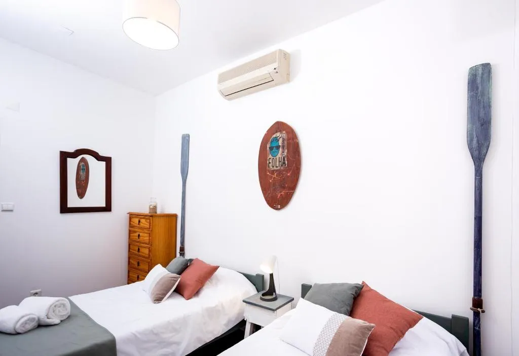 TWIN STANDARD Room, Kais do Sol, Lisbon
