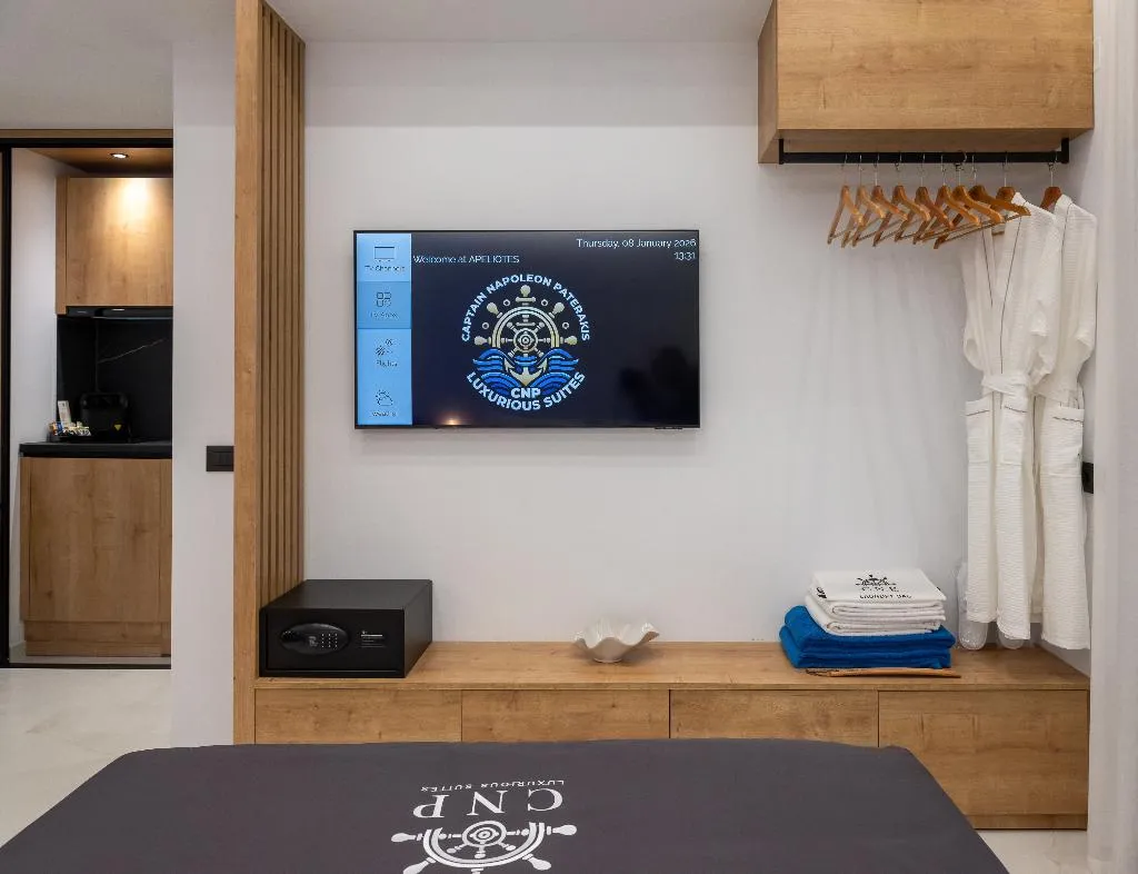 SUITE BASIC Room, Captain Napoleon Paterakis CNP Luxurious Suites, Crete