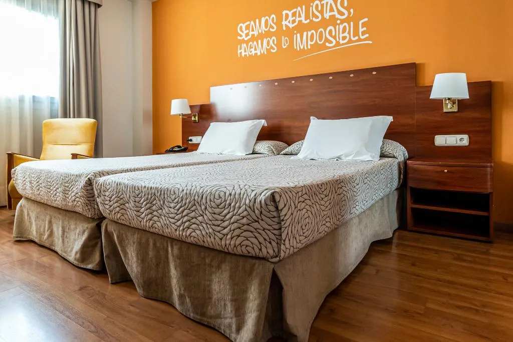 Double or Twin CAPACITY 3 Room, Sercotel Avenida Almeria, Costa Almeria