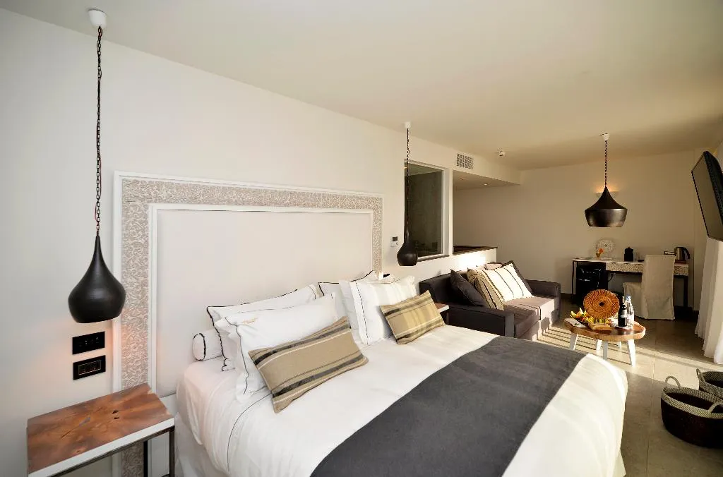 SUITE WITH PRIVATE POOL Room, Insula Alba Resort & Spa, Crete