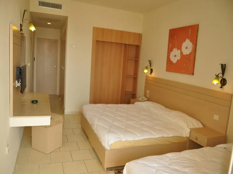 Room, Omar Khayam Resort & Aquapark, Tunisia