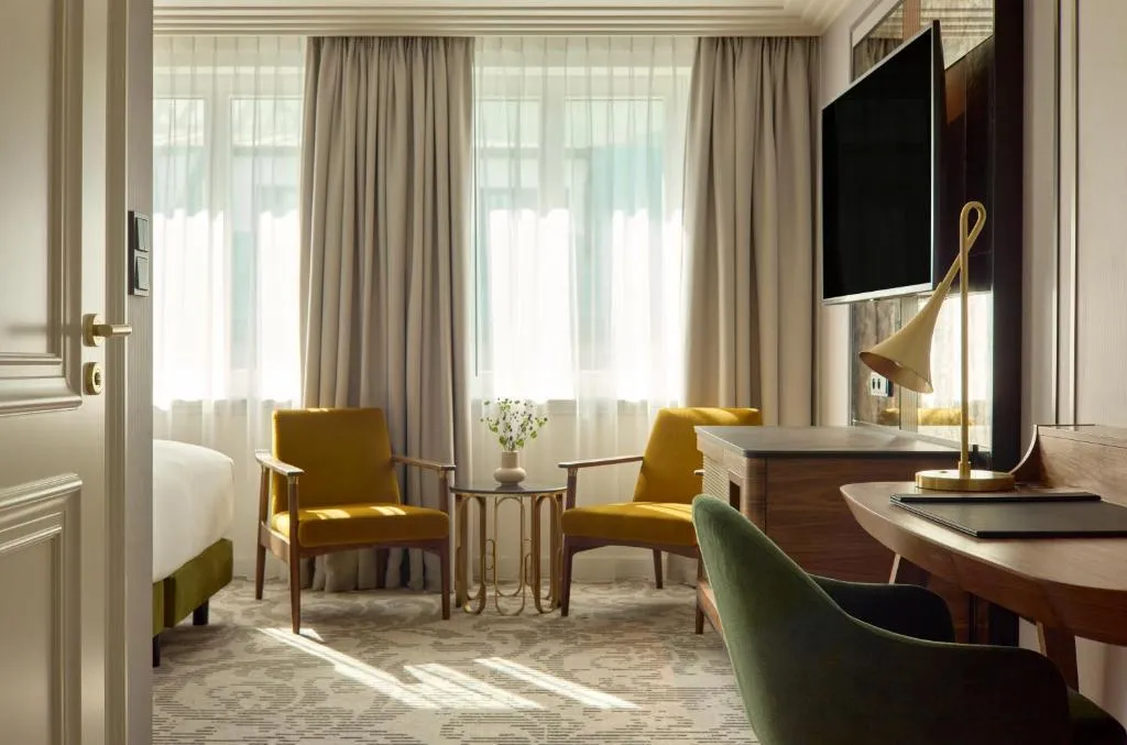 DOUBLE KING SIZE BED Room, Hotel Saski Krakow, Curio collection by Hilton, Krakow