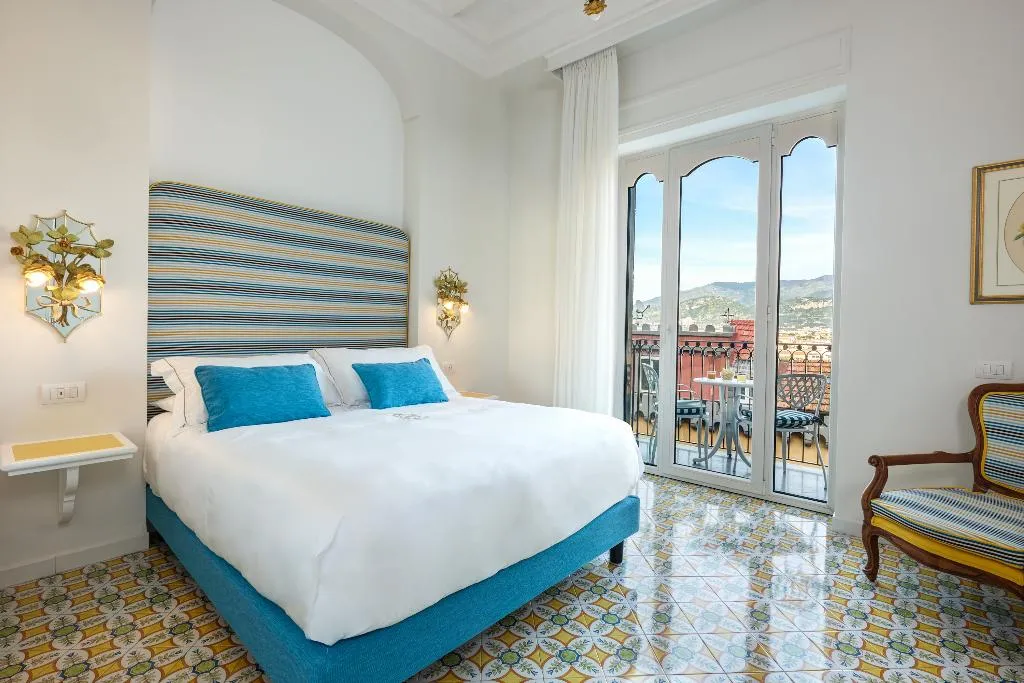 DOUBLE SUPERIOR Room, Grand Hotel Capodimonte, Naples