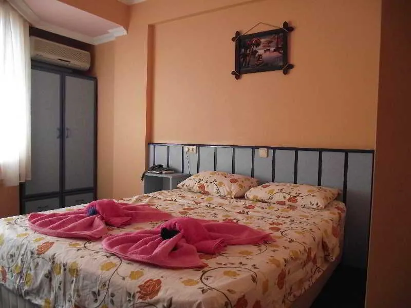 DOUBLE PARTIAL OCEAN VIEW Room, Altinkum Butik Hotel, Izmir