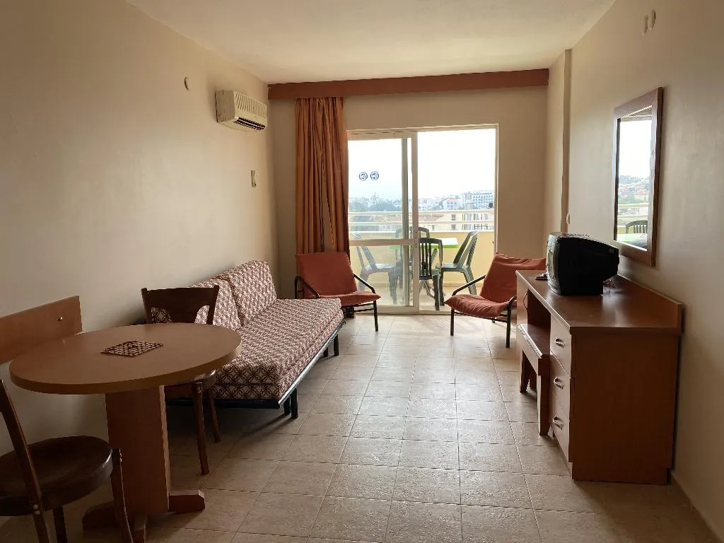 APARTMENT SEA VIEW Room, Tuntas Family Suites Kusadasi, Izmir