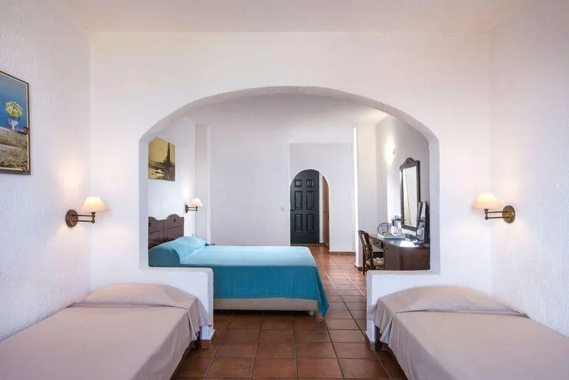 FAMILY ROOM GARDEN VIEW Room, Hersonissos Village, Crete