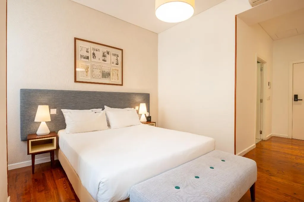 DOUBLE STANDARD Room, Bica FLH Suites, Lisbon
