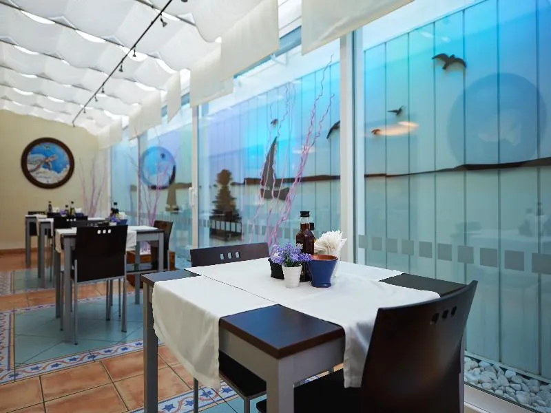 Restaurant, Lux Isla, Ibiza