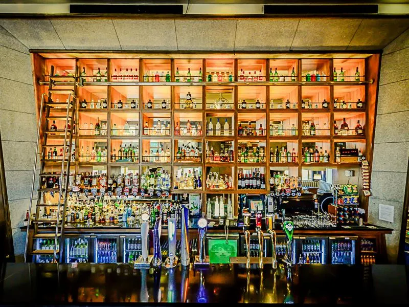 Bar, Osprey Hotel, Dublin