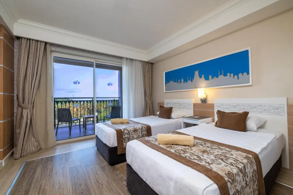 Room, Crystal Sunset Pearl Collection, Antalya