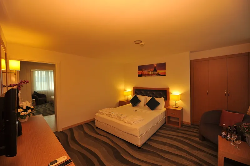 FAMILY ROOM SEA VIEW Room, Regna Hotel, Antalya
