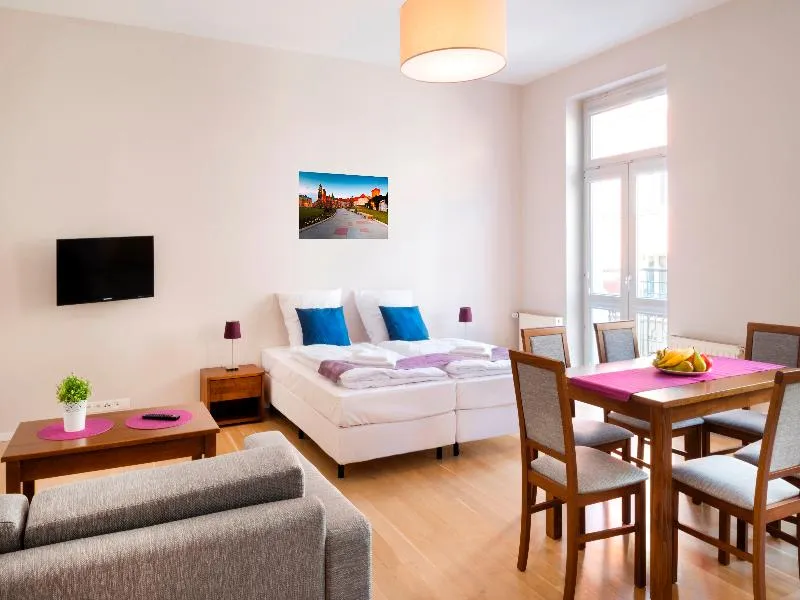 APARTMENT DELUXE Room, Emaus Apartments, Krakow