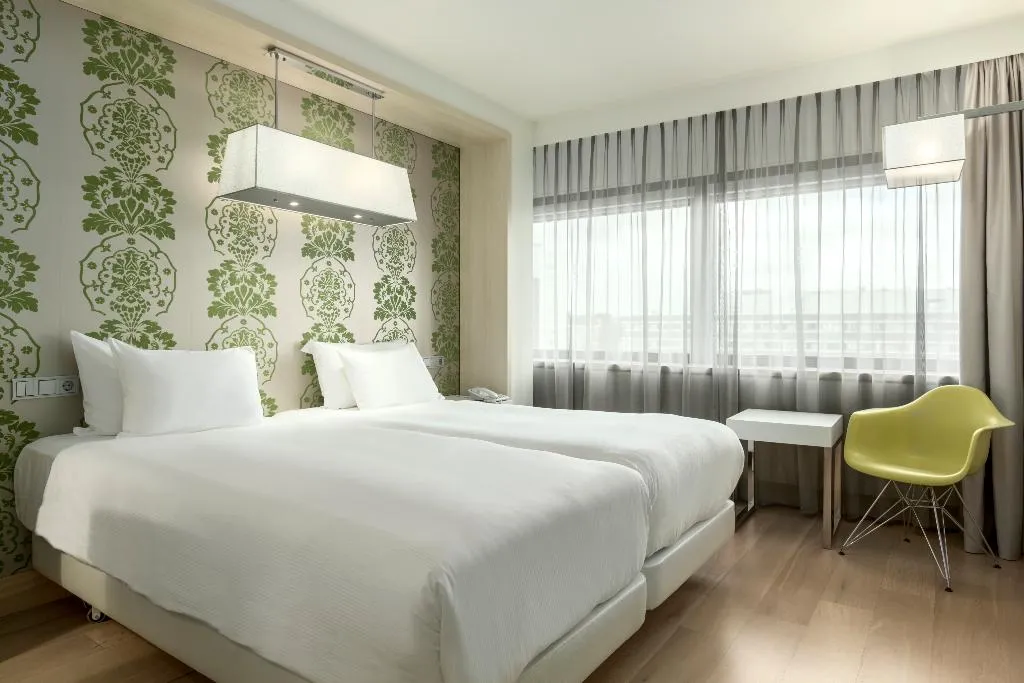 DOUBLE SINGLE USE STANDARD Room, NH Amsterdam Zuid, Amsterdam